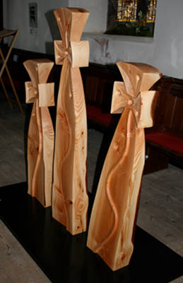 Garwick Crosses - Scots Pine on Oak base - 80 x 155cm